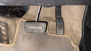 Used 2018 Honda City V CVT Petrol Automatic interior PEDALS VIEW