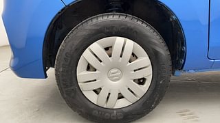 Used 2018 Maruti Suzuki Alto 800 VXi (O) Petrol Manual tyres LEFT FRONT TYRE RIM VIEW