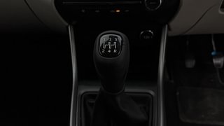 Used 2023 Tata Altroz XZ Plus 1.2 Petrol Manual interior GEAR  KNOB VIEW