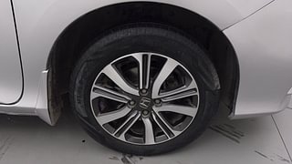Used 2018 Honda City V CVT Petrol Automatic tyres RIGHT FRONT TYRE RIM VIEW