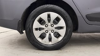 Used 2018 Hyundai Xcent S Petrol+cng(outside fitted) Petrol+cng Manual tyres RIGHT REAR TYRE RIM VIEW