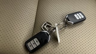 Used 2018 Honda City V CVT Petrol Automatic extra CAR KEY VIEW