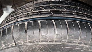 Used 2019 Hyundai Venue SX Plus 1.0 Turbo DCT Petrol Automatic tyres RIGHT REAR TYRE TREAD VIEW