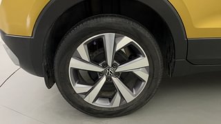 Used 2022 Volkswagen Taigun Topline 1.0 TSI AT Petrol Automatic tyres RIGHT REAR TYRE RIM VIEW