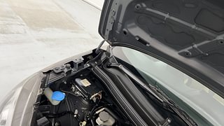 Used 2021 Maruti Suzuki Wagon R 1.0 [2019-2022] LXI (O) CNG Petrol+cng Manual engine ENGINE RIGHT SIDE HINGE & APRON VIEW