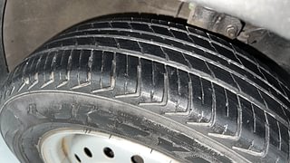 Used 2021 Maruti Suzuki Wagon R 1.0 [2019-2022] LXI (O) CNG Petrol+cng Manual tyres RIGHT FRONT TYRE TREAD VIEW
