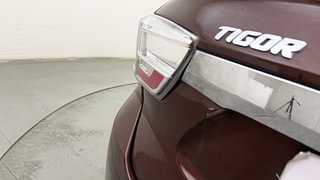 Used 2023 Tata Tigor Revotron XZ+ CNG Petrol+cng Manual dents MINOR DENT