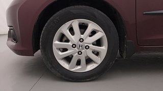 Used 2014 Honda Mobilio V Diesel Diesel Manual tyres LEFT FRONT TYRE RIM VIEW