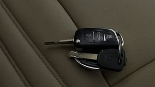 Used 2014 Honda Mobilio V Diesel Diesel Manual extra CAR KEY VIEW