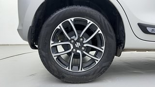 Used 2024 Maruti Suzuki Swift ZXI Plus AMT Petrol Automatic tyres RIGHT REAR TYRE RIM VIEW