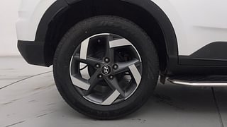 Used 2019 Hyundai Venue SX Plus 1.0 Turbo DCT Petrol Automatic tyres RIGHT REAR TYRE RIM VIEW
