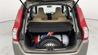 Used 2021 Maruti Suzuki Wagon R 1.0 [2019-2022] LXI (O) CNG Petrol+cng Manual interior DICKY INSIDE VIEW