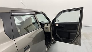 Used 2021 Maruti Suzuki Wagon R 1.0 [2019-2022] LXI (O) CNG Petrol+cng Manual interior RIGHT FRONT DOOR OPEN VIEW