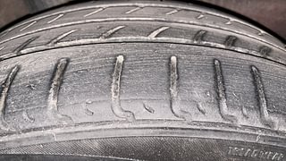 Used 2014 Honda Mobilio V Diesel Diesel Manual tyres RIGHT REAR TYRE TREAD VIEW
