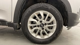 Used 2016 Mahindra KUV100 [2015-2017] K8 6 STR Petrol Manual tyres RIGHT FRONT TYRE RIM VIEW