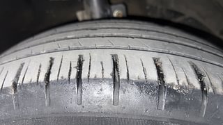 Used 2018 Maruti Suzuki Baleno Alpha AT Petrol Petrol Automatic tyres RIGHT FRONT TYRE TREAD VIEW