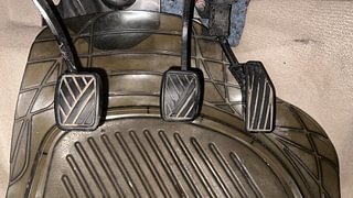 Used 2018 Maruti Suzuki Dzire ZXi Plus Petrol Manual interior PEDALS VIEW