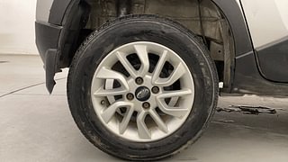 Used 2016 Mahindra KUV100 [2015-2017] K8 6 STR Petrol Manual tyres RIGHT REAR TYRE RIM VIEW