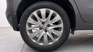 Used 2018 Maruti Suzuki Baleno Alpha AT Petrol Petrol Automatic tyres RIGHT REAR TYRE RIM VIEW