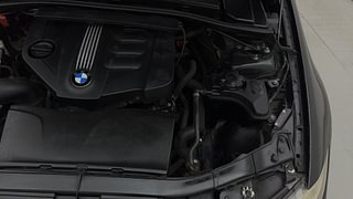 Used 2011 BMW 3 Series [2009-2012] 320d Corporate Edition Diesel Automatic engine ENGINE LEFT SIDE VIEW