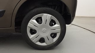 Used 2014 Maruti Suzuki Wagon R 1.0 [2010-2019] VXi Petrol Manual tyres LEFT REAR TYRE RIM VIEW