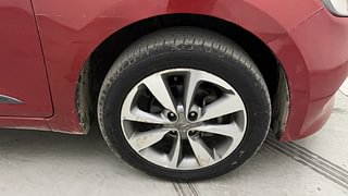 Used 2017 Hyundai Elite i20 Asta 1.4 CRDI Dual Tone Diesel Manual tyres RIGHT FRONT TYRE RIM VIEW