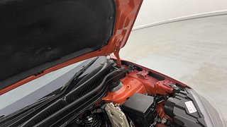 Used 2017 Maruti Suzuki Vitara Brezza [2016-2020] ZDi Plus Diesel Manual engine ENGINE LEFT SIDE HINGE & APRON VIEW