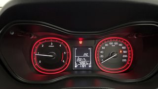 Used 2017 Maruti Suzuki Vitara Brezza [2016-2020] ZDi Plus Diesel Manual interior CLUSTERMETER VIEW