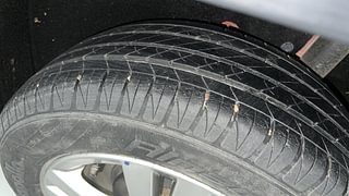 Used 2017 Maruti Suzuki Vitara Brezza [2016-2020] ZDi Plus Diesel Manual tyres LEFT REAR TYRE TREAD VIEW