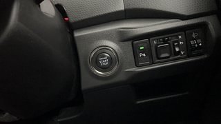 Used 2017 Maruti Suzuki Vitara Brezza [2016-2020] ZDi Plus Diesel Manual top_features Keyless start