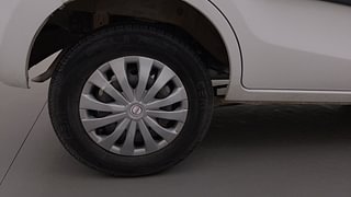 Used 2013 Maruti Suzuki Alto 800 Lxi Petrol Manual tyres RIGHT REAR TYRE RIM VIEW