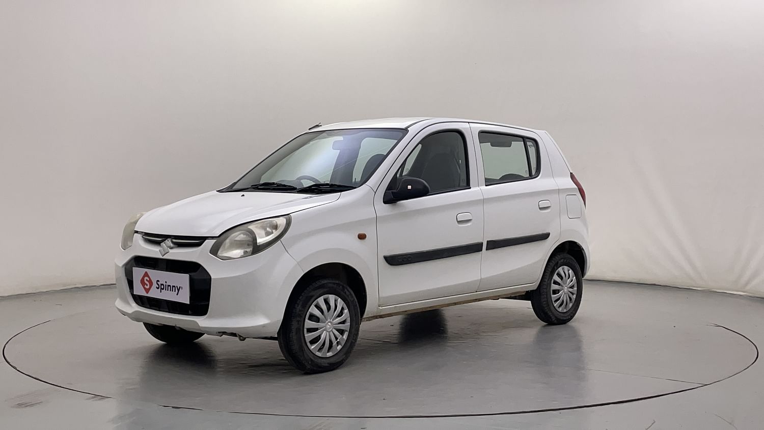 LEFT FRONT CORNER VIEW