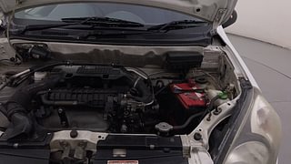 Used 2013 Maruti Suzuki Alto 800 Lxi Petrol Manual engine ENGINE LEFT SIDE HINGE & APRON VIEW
