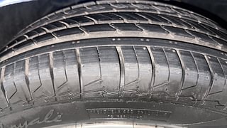 Used 2018 Ford EcoSport Titanium 1.5L Ti-VCT Petrol Manual tyres LEFT FRONT TYRE TREAD VIEW