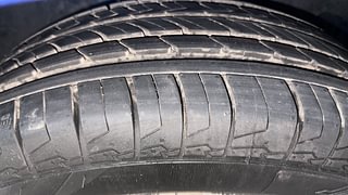 Used 2018 Ford EcoSport Titanium 1.5L Ti-VCT Petrol Manual tyres RIGHT FRONT TYRE TREAD VIEW
