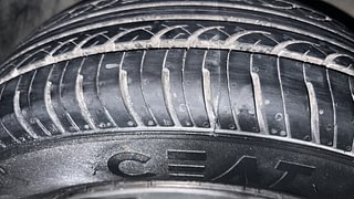 Used 2016 Hyundai Elite i20 Sportz 1.2 Petrol Manual tyres LEFT FRONT TYRE TREAD VIEW