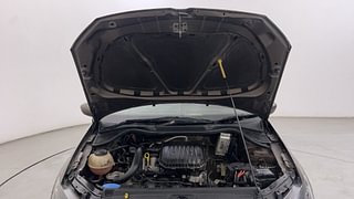 Used 2018 Volkswagen Polo Comfortline 1.0L (P) Petrol Manual engine ENGINE & BONNET OPEN FRONT VIEW