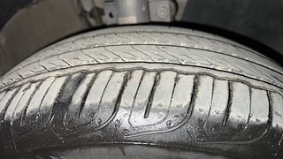 Used 2018 Volkswagen Polo Comfortline 1.0L (P) Petrol Manual tyres RIGHT FRONT TYRE TREAD VIEW