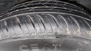 Used 2019 Tata Nexon XM Petrol Manual tyres RIGHT FRONT TYRE TREAD VIEW