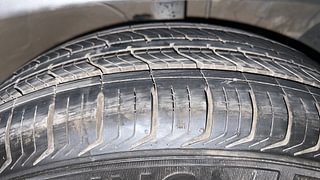 Used 2017 Hyundai Creta [2015-2018] 1.6 SX Plus Petrol Petrol Manual tyres RIGHT FRONT TYRE TREAD VIEW