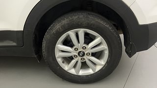 Used 2017 Hyundai Creta [2015-2018] 1.6 SX Plus Petrol Petrol Manual tyres LEFT REAR TYRE RIM VIEW