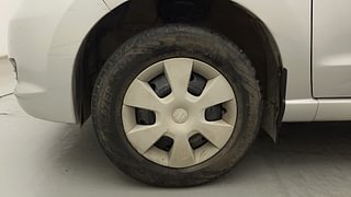 Used 2014 Maruti Suzuki A-Star [2012-2014] VXI Petrol Manual tyres LEFT FRONT TYRE RIM VIEW