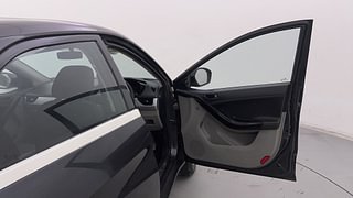 Used 2019 Tata Nexon XM Petrol Manual interior RIGHT FRONT DOOR OPEN VIEW