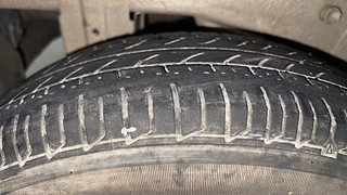 Used 2014 Maruti Suzuki A-Star [2012-2014] VXI Petrol Manual tyres RIGHT REAR TYRE TREAD VIEW