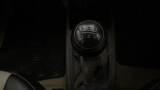 Used 2015 Hyundai Eon Magna 1.0l Petrol MT Petrol Manual interior GEAR  KNOB VIEW