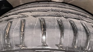Used 2016 Hyundai Creta [2015-2018] 1.6 SX Plus Auto Petrol Petrol Automatic tyres LEFT FRONT TYRE TREAD VIEW