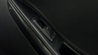 Used 2019 Ford Figo Titanium Petrol Petrol Manual top_features Rear power window