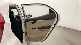 Used 2015 Hyundai Eon Magna 1.0l Petrol MT Petrol Manual interior RIGHT REAR DOOR OPEN VIEW