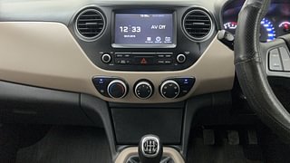 Used 2018 Hyundai Xcent SX Petrol Manual interior MUSIC SYSTEM & AC CONTROL VIEW