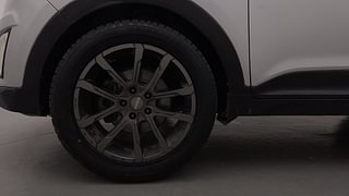 Used 2016 Hyundai Creta [2015-2018] 1.6 SX Plus Auto Petrol Petrol Automatic tyres LEFT FRONT TYRE RIM VIEW